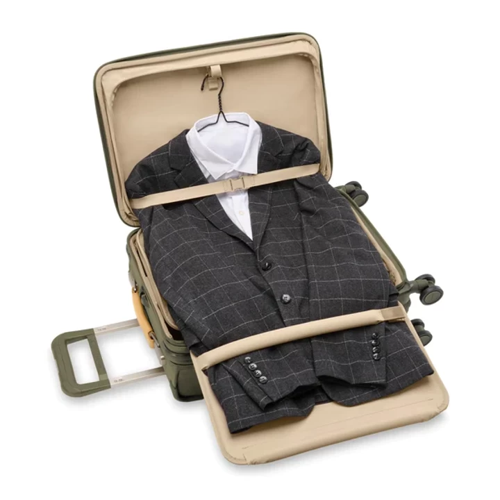 Briggs & Riley Baseline Essential Carry-On Spinner - Image 4
