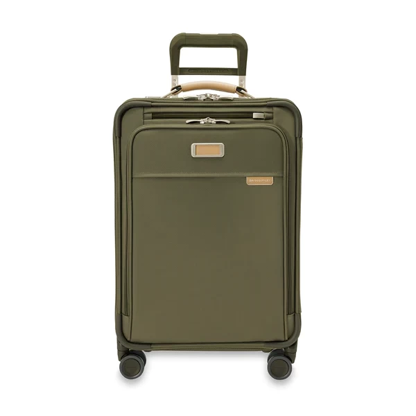 Briggs & Riley Baseline Essential Carry-On Spinner
