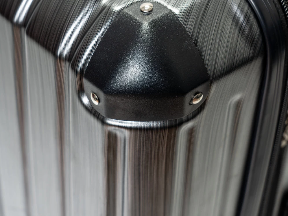 Camel Mountain 953 PC Spinner Luggage - Image 12