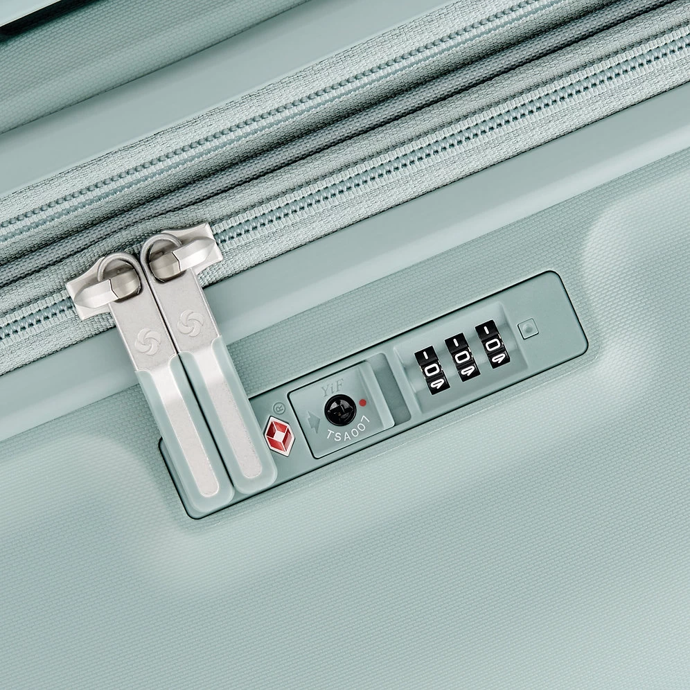 Samsonite Elevation Plus Medium Glider - Image 8