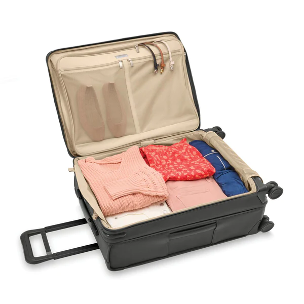 Briggs & Riley Baseline Medium Expandable Spinner - Image 11