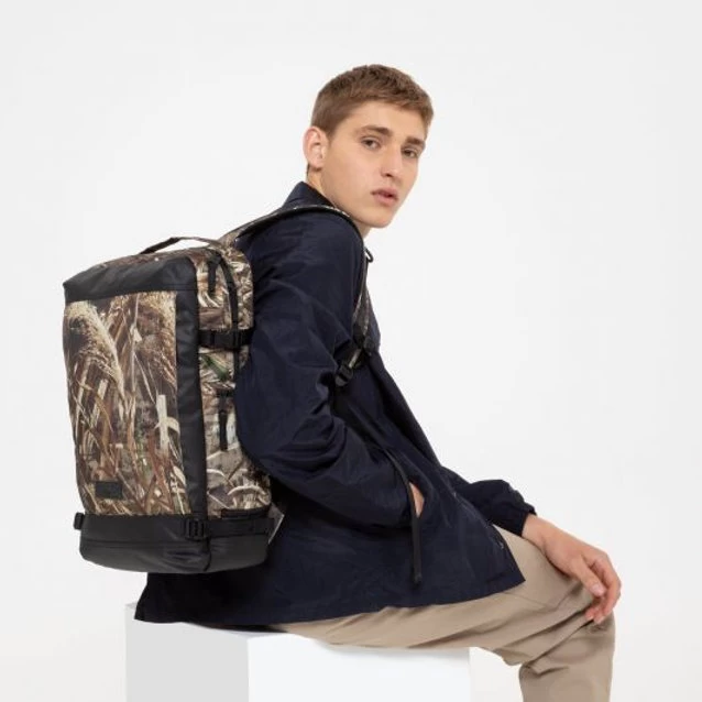 Eastpak Tecum Real Tree Camo -Medium