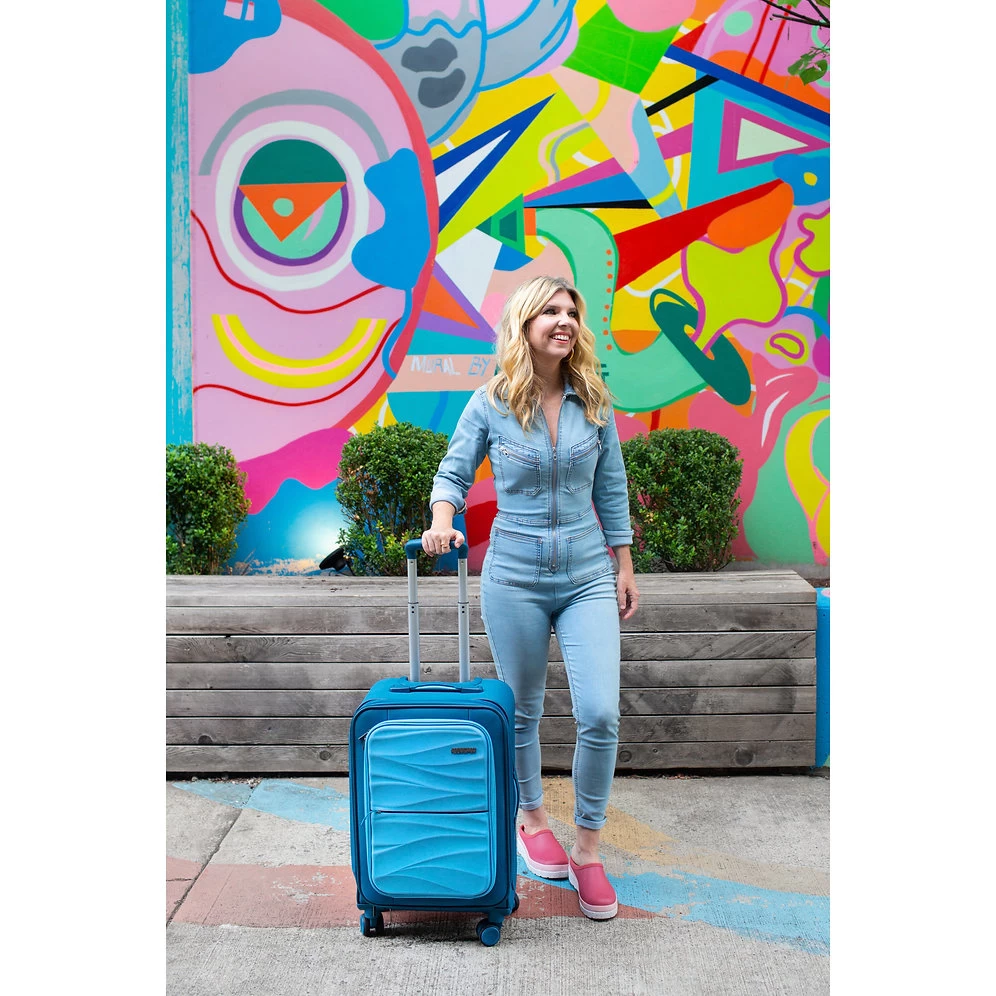 American Tourister Cascade 20" Spinner - Image 14