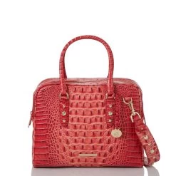 Marissa Cayenne Taos